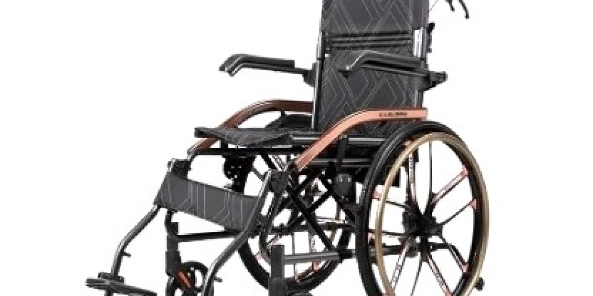 Exploring the Benefits of Carbon Fiber Medical Wheelchairs