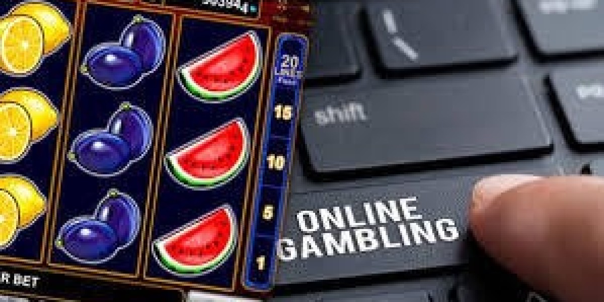 The Influence of Mobile Gaming on Online Casino Trends: Adapting to a Mobile-First World