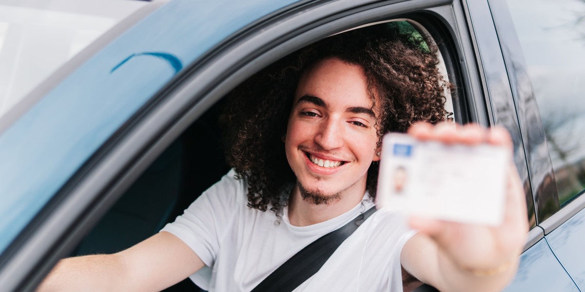Guide To Buy Uk Driving Licence: The Intermediate Guide In Buy Uk Driving Licence