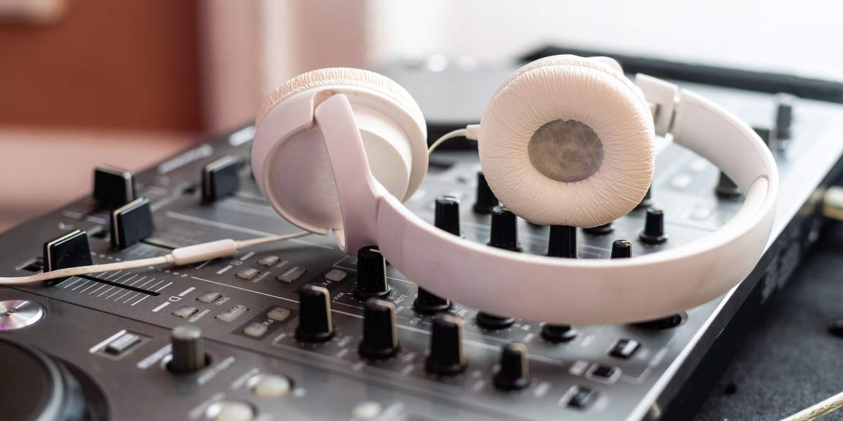 20 Myths About Online Headphones: Busted